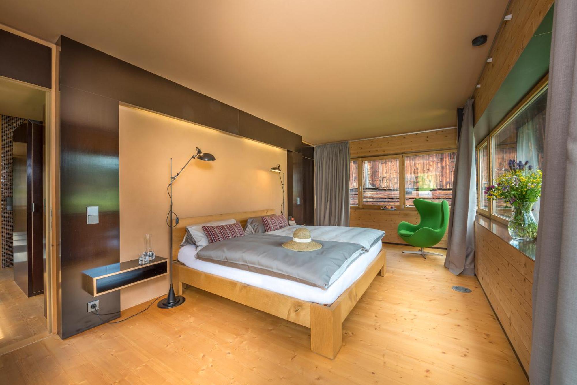 Chalet Design *