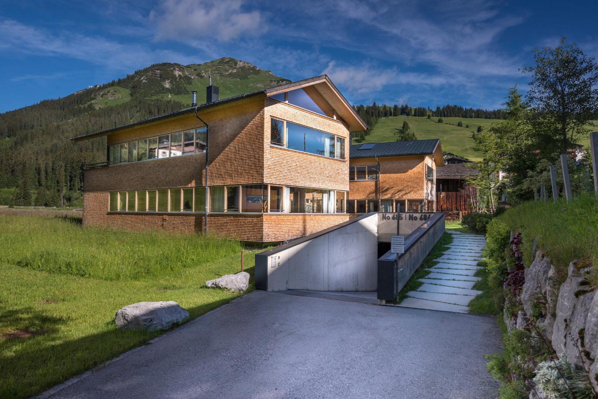 Chalet Design *